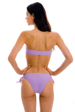 Laad de afbeelding in de Gallery-viewer, Model Back: Rio De Sol Top Top Uv-Harmonia Bandeau-Reto