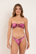 Laad de afbeelding in de Gallery-viewer, Model Front: Rio De Sol Bottom Bottom Shade Mia