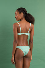 Laad de afbeelding in de Gallery-viewer, Image 12: Rio De Sol Set Set Malibu-Menta Bandeau-Duo Essential