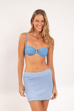 Laad de afbeelding in de Gallery-viewer, Model Front: Rio De Sol Beach Skirt Drift-Cianita Lila Skirt