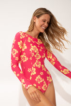 Laad de afbeelding in de Gallery-viewer, Image 06: Wednesday In Hawaii By Rio De Sol One-Piece Pua-Guava Surf