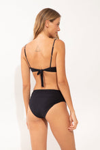 Laad de afbeelding in de Gallery-viewer, Model Back: Rio De Sol Top Top Malibu-Black Zaya
