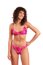 Laad de afbeelding in de Gallery-viewer, Model Front: Rio De Sol Bottom Bottom Flavors Ciao