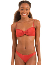 Laad de afbeelding in de Gallery-viewer, Gallery: Rio De Sol Set Set Malibu-Chili Balconet Essential-Comfy
