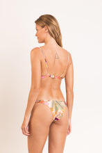 Laad de afbeelding in de Gallery-viewer, Model Back: Rio De Sol Bottom Bottom Oasis Leblon
