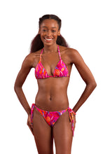 Laad de afbeelding in de Gallery-viewer, Model Front: Rio De Sol Bottom Bottom Flavors Ibiza-Comfy