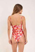 Laad de afbeelding in de Gallery-viewer, Model Back: Rio De Sol One-Piece Mirage Sara-Op