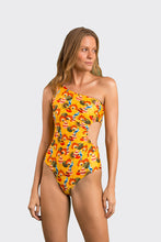 Laad de afbeelding in de Gallery-viewer, Model Front: Rio De Sol One-Piece Stories Maeve
