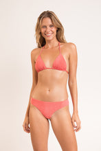 Laad de afbeelding in de Gallery-viewer, Model Front: Rio De Sol Bottom Bottom Malibu-Nina Ciao