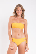 Laad de afbeelding in de Gallery-viewer, Model Front: Rio De Sol Top Top Solar Bandeau-Reto