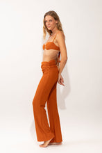 Laad de afbeelding in de Gallery-viewer, Image 04: Rio De Sol Beach Trousers Ferrugo Murana Pants