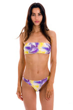Laad de afbeelding in de Gallery-viewer, Model Front: Rio De Sol Set Set Tiedye-Purple Bandeau-Reto Fio