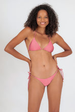 Laad de afbeelding in de Gallery-viewer, Model Front: Rio De Sol Bottom Bottom Shimmer-Confetti Ibiza-Rope