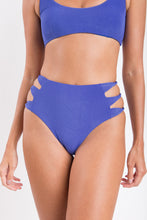 Laad de afbeelding in de Gallery-viewer, Image 06: Rio De Sol Bottom Bottom Malibu-Indigo Highwaist-Spin