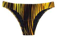 Laad de afbeelding in de Gallery-viewer, Product Front: Rio De Sol Bottom Calcinha Luxor Cropped