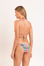 Laad de afbeelding in de Gallery-viewer, Model Back: Rio De Sol Bottom Bottom Love-Trip Lacinho