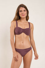 Laad de afbeelding in de Gallery-viewer, Model Front: Rio De Sol Top Top Malibu-Ebano Amelia