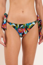 Laad de afbeelding in de Gallery-viewer, Gallery: Rio De Sol Bottom Bottom Flair Gisele