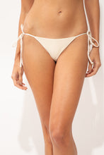 Laad de afbeelding in de Gallery-viewer, Gallery: Rio De Sol Bottom Bottom Malibu-Natural Cheeky-Tie