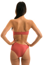 Laad de afbeelding in de Gallery-viewer, Model Back: Rio De Sol One-Piece Body Kiwanda Madras Rio