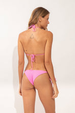 Laad de afbeelding in de Gallery-viewer, Model Back: Rio De Sol Bottom Bottom Crespinho-Rosa Cheeky-Tie