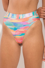 Laad de afbeelding in de Gallery-viewer, Gallery: Rio De Sol Bottom Bottom River Hotpant-Cos