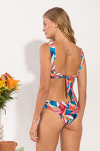 Laad de afbeelding in de Gallery-viewer, Model Back: Rio De Sol Set Set Maui Halter-Cos Madrid