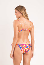Laad de afbeelding in de Gallery-viewer, Model Back: Rio De Sol Set Set Funny Balconet-Tie Ibiza-Comfy