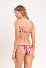 Laad de afbeelding in de Gallery-viewer, Model Back: Rio De Sol Bottom Bottom Funny Lacinho