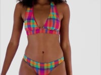 Laad en speel video af in Gallery-viewer, Video: Rio De Sol Set Set Tulip-Garden Halter-Cos Essential-Comfy