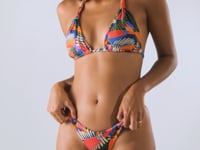 Laad en speel video af in Gallery-viewer, Video: Rio De Sol Set Set Jungle Mel Leblon-Fio