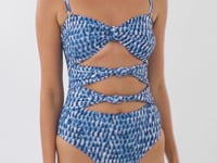 Laad en speel video af in Gallery-viewer, Video: Rio De Sol One-Piece Chuva Stella