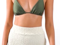 Laad en speel video af in Gallery-viewer, Video: Rio De Sol Beach Skirt Brisa-Offwhite Rubi Skirt