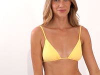 Laad en speel video af in Gallery-viewer, Video: Wednesday In Hawaii By Rio De Sol Bottom Bottom Lilikoi Waimea