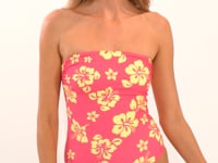 Laad en speel video af in Gallery-viewer, Video: Wednesday In Hawaii By Rio De Sol One-Piece Pua-Guava Aloha