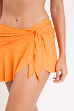 Laad de afbeelding in de Gallery-viewer, Gallery: Rio De Sol Beach Skirt Bio-Laranjada Mini Skirt