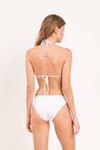 Laad de afbeelding in de Gallery-viewer, Model Back: Rio De Sol Bottom Bottom Bora-White Essential-Comfy