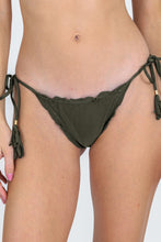 Laad de afbeelding in de Gallery-viewer, Gallery: Rio De Sol Bottom Bottom Croco Frufru-Comfy