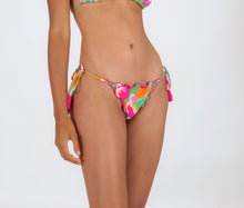 Laad de afbeelding in de Gallery-viewer, Gallery: Rio De Sol Bottom Bottom Green-Bloom Frufru-Fio