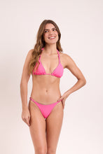 Laad de afbeelding in de Gallery-viewer, Model Front: Rio De Sol Bottom Bottom Mtx-Ultrapink Essential-Rev