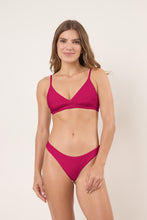 Laad de afbeelding in de Gallery-viewer, Model Front: Rio De Sol Bottom Bottom Shimmer-Desejo Essential-Comfy