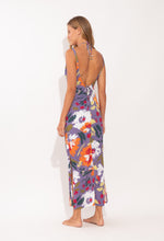 Laad de afbeelding in de Gallery-viewer, Model Back: Rio De Sol Maxi Dresses Garden-Flower Saida Yara