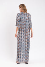 Laad de afbeelding in de Gallery-viewer, Model Back: Rio De Sol Maxi Dresses Ikat Long Dress