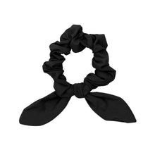 Laad de afbeelding in de Gallery-viewer, Product Front: Rio De Sol Hair Accessory Nero Scrunchie