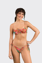 Laad de afbeelding in de Gallery-viewer, Model Front: Rio De Sol Set Set Tropics Balconet-Tie Lacinho