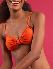 Laad de afbeelding in de Gallery-viewer, Image 10: Rio De Sol Top Top Paprica Bandeau-Joy