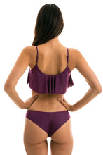 Laad de afbeelding in de Gallery-viewer, Model Back: Rio De Sol Top Top Sublime Babado