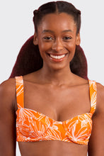 Laad de afbeelding in de Gallery-viewer, Gallery: Rio De Sol Top Top Trail-Orange Amelia
