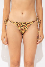 Laad de afbeelding in de Gallery-viewer, Gallery: Rio De Sol Bottom Bottom Yellow-Feline Cheeky-Micro
