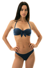 Laad de afbeelding in de Gallery-viewer, Model Front: Rio De Sol Set Shark Bandeau
